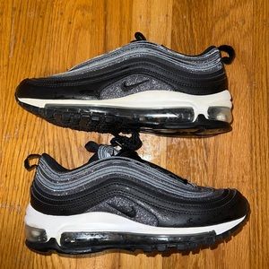 Limited edition Nike airmax